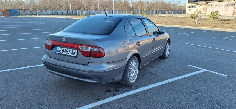 Seat Toledo 2.3 V5, снимка 3 - Автомобили и джипове - 49426990