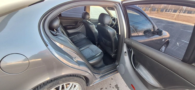 Seat Toledo 2.3 V5, снимка 9 - Автомобили и джипове - 49426990