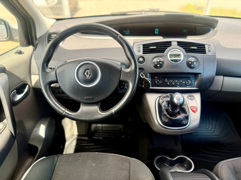 Renault Scenic 1.6 CONQUEST, снимка 10 - Автомобили и джипове - 50334880