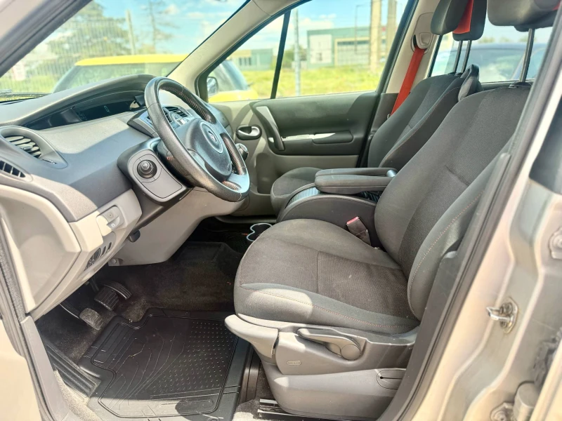 Renault Scenic 1.6 CONQUEST, снимка 9 - Автомобили и джипове - 50334880