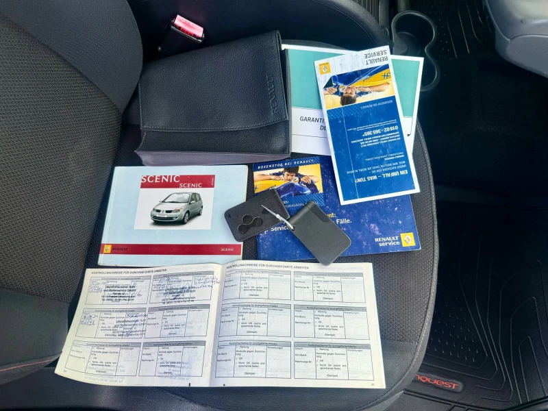 Renault Scenic 1.6 CONQUEST, снимка 15 - Автомобили и джипове - 50334880