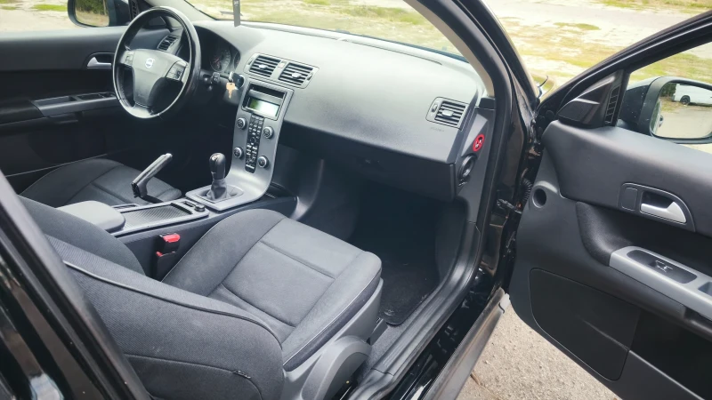 Volvo C30 1.6d 115к.с, снимка 12 - Автомобили и джипове - 52508039