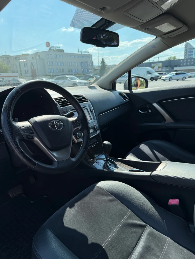 Toyota Avensis, снимка 5 - Автомобили и джипове - 52045784