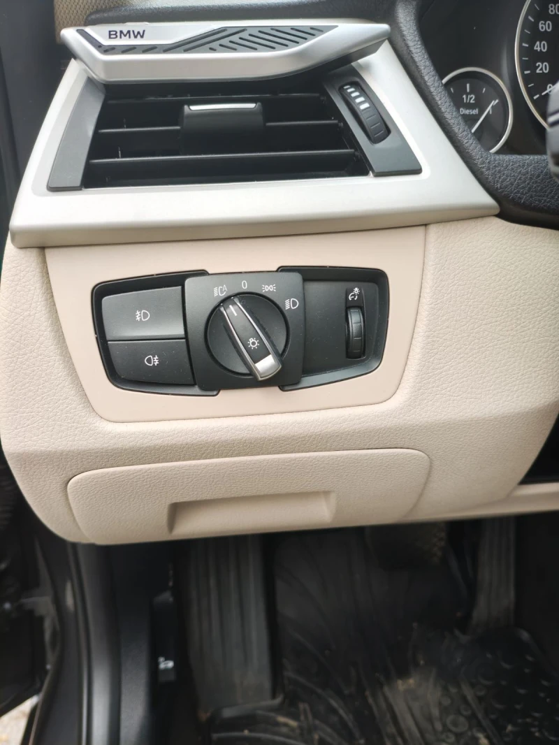 BMW 320, снимка 11 - Автомобили и джипове - 52373469