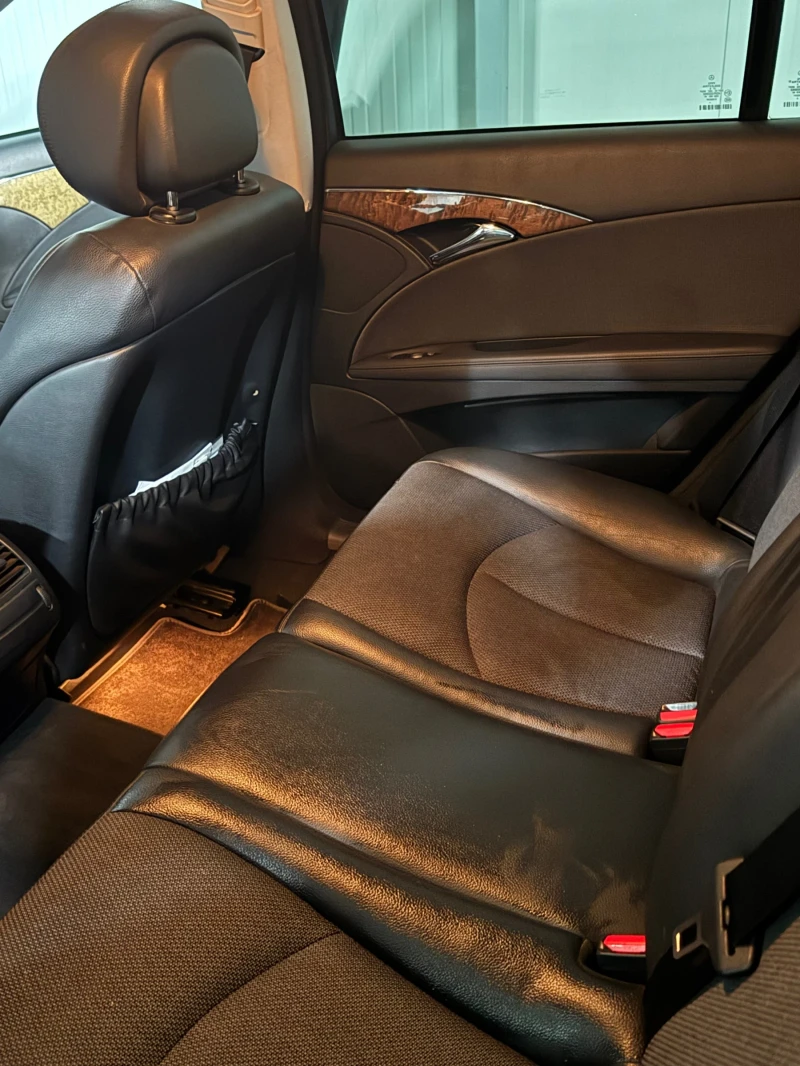 Mercedes-Benz E 220 Е220, снимка 8 - Автомобили и джипове - 52851533