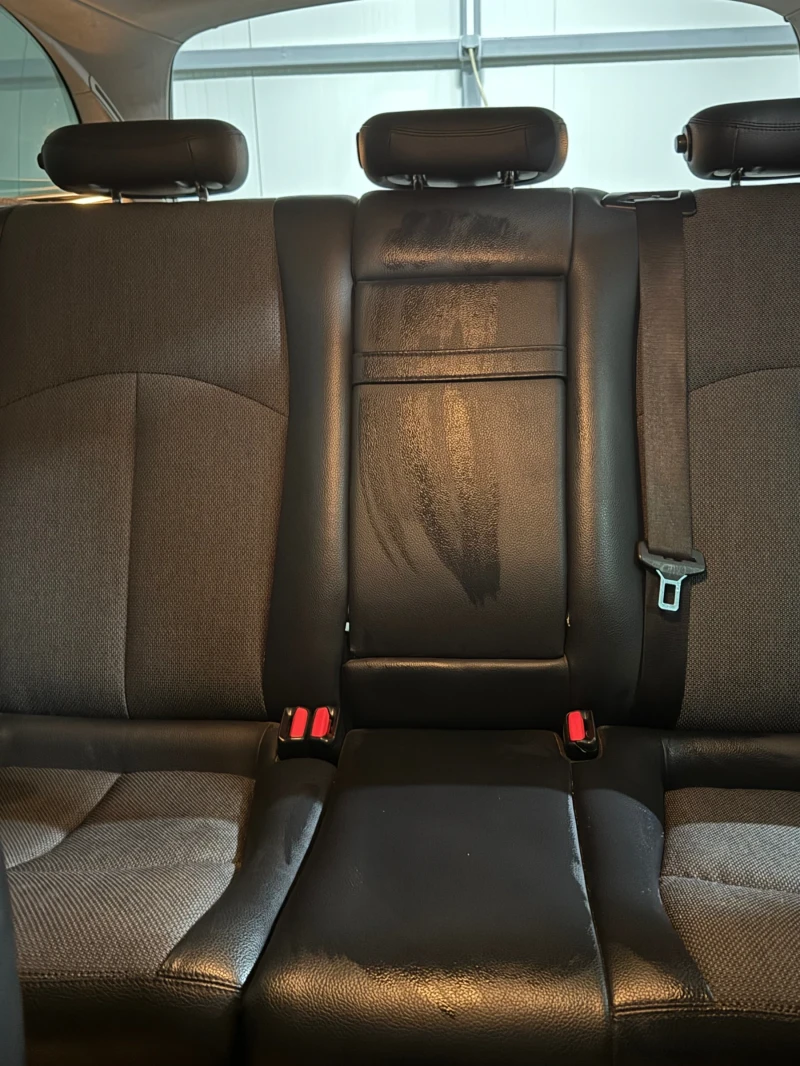 Mercedes-Benz E 220 Е220, снимка 7 - Автомобили и джипове - 52851533