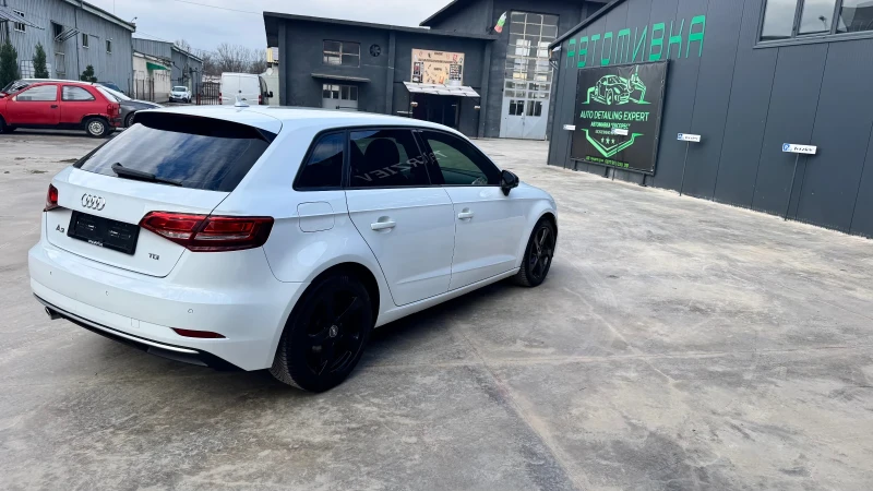 Audi A3 1.6 TDI, снимка 6 - Автомобили и джипове - 52918442