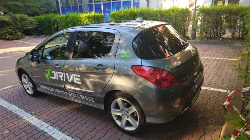 Peugeot 308, снимка 5 - Автомобили и джипове - 53406645