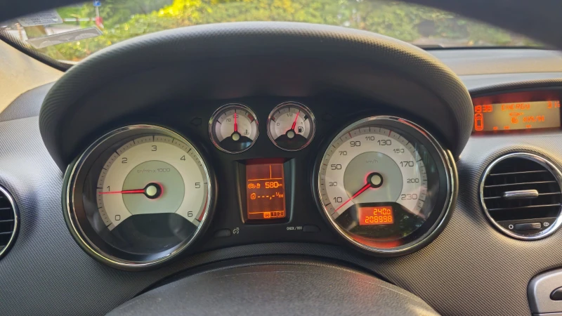 Peugeot 308, снимка 9 - Автомобили и джипове - 53406645
