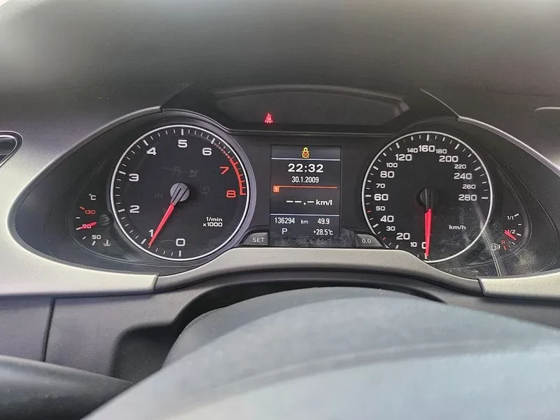 Audi A4 2.0 TFSI Quattro, снимка 8 - Автомобили и джипове - 54550841