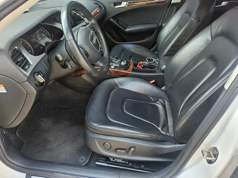 Audi A4 2.0 TFSI Quattro, снимка 10 - Автомобили и джипове - 54550841