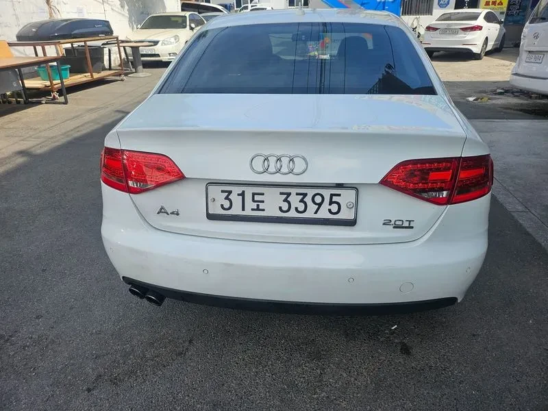 Audi A4 2.0 TFSI Quattro, снимка 4 - Автомобили и джипове - 54550841