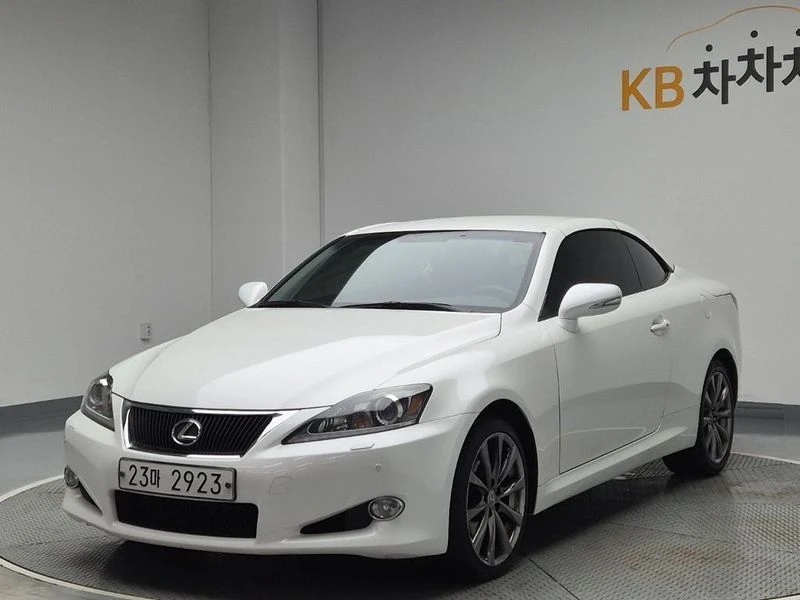 Lexus IS 2.5 Convertible| 204к.с.| ВКЛ.ТЕХНОТЕСТ