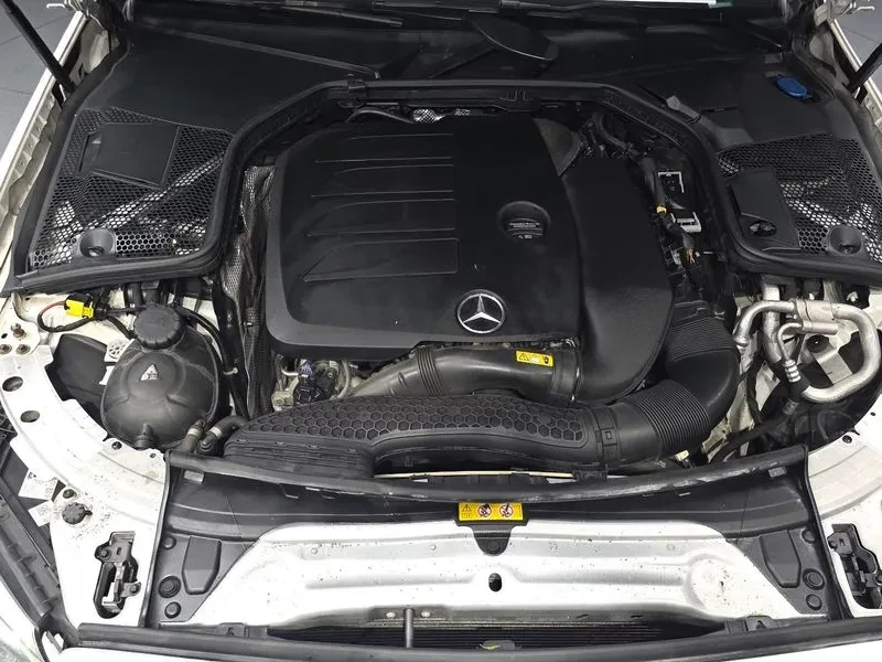 Mercedes-Benz C 200 САМО 30% АВАНС, снимка 6 - Автомобили и джипове - 56251408