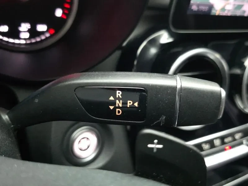 Mercedes-Benz C 200 САМО 30% АВАНС, снимка 9 - Автомобили и джипове - 56251408
