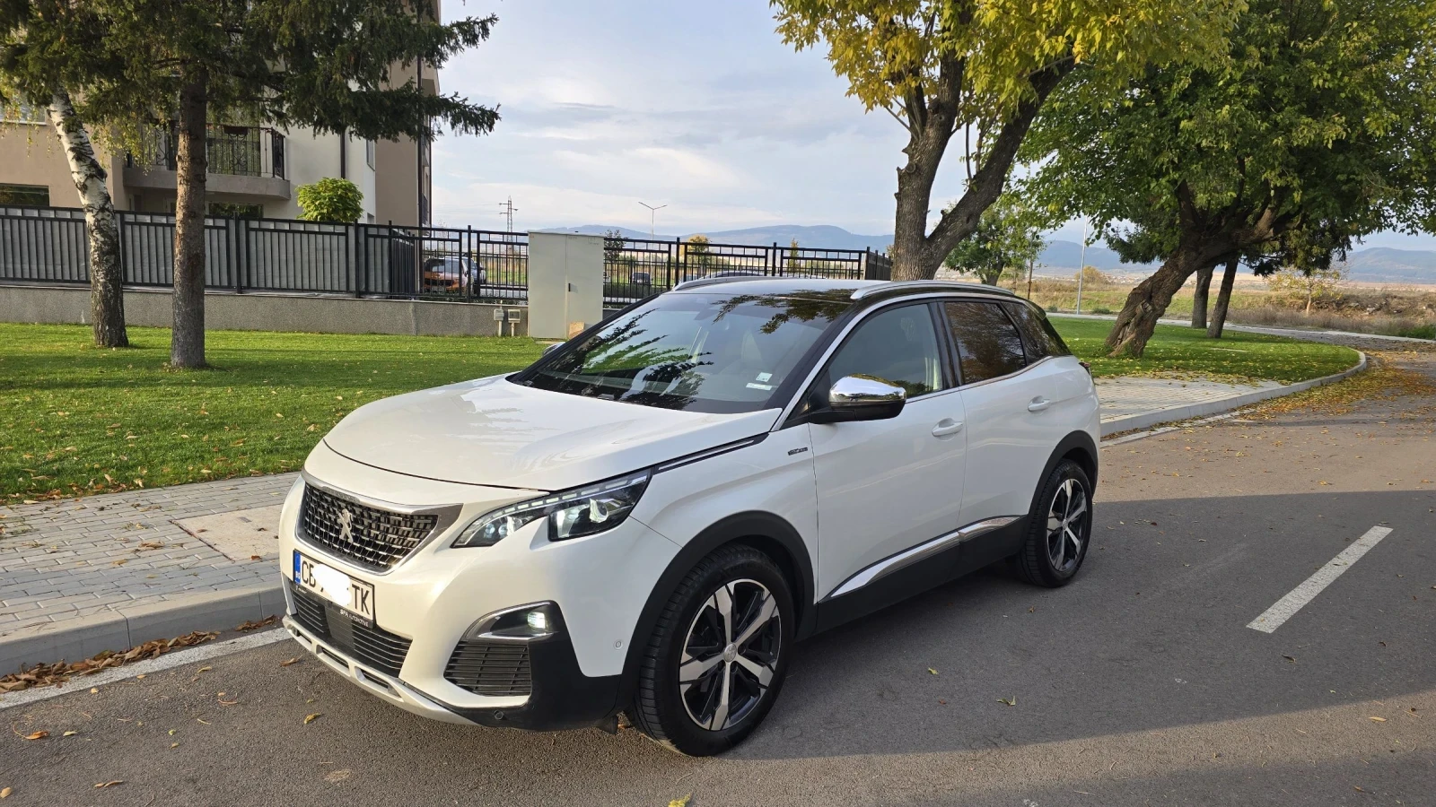 Peugeot 3008 Камера, масаж, подгрев, следене лента | Mobile.bg — изображение 1