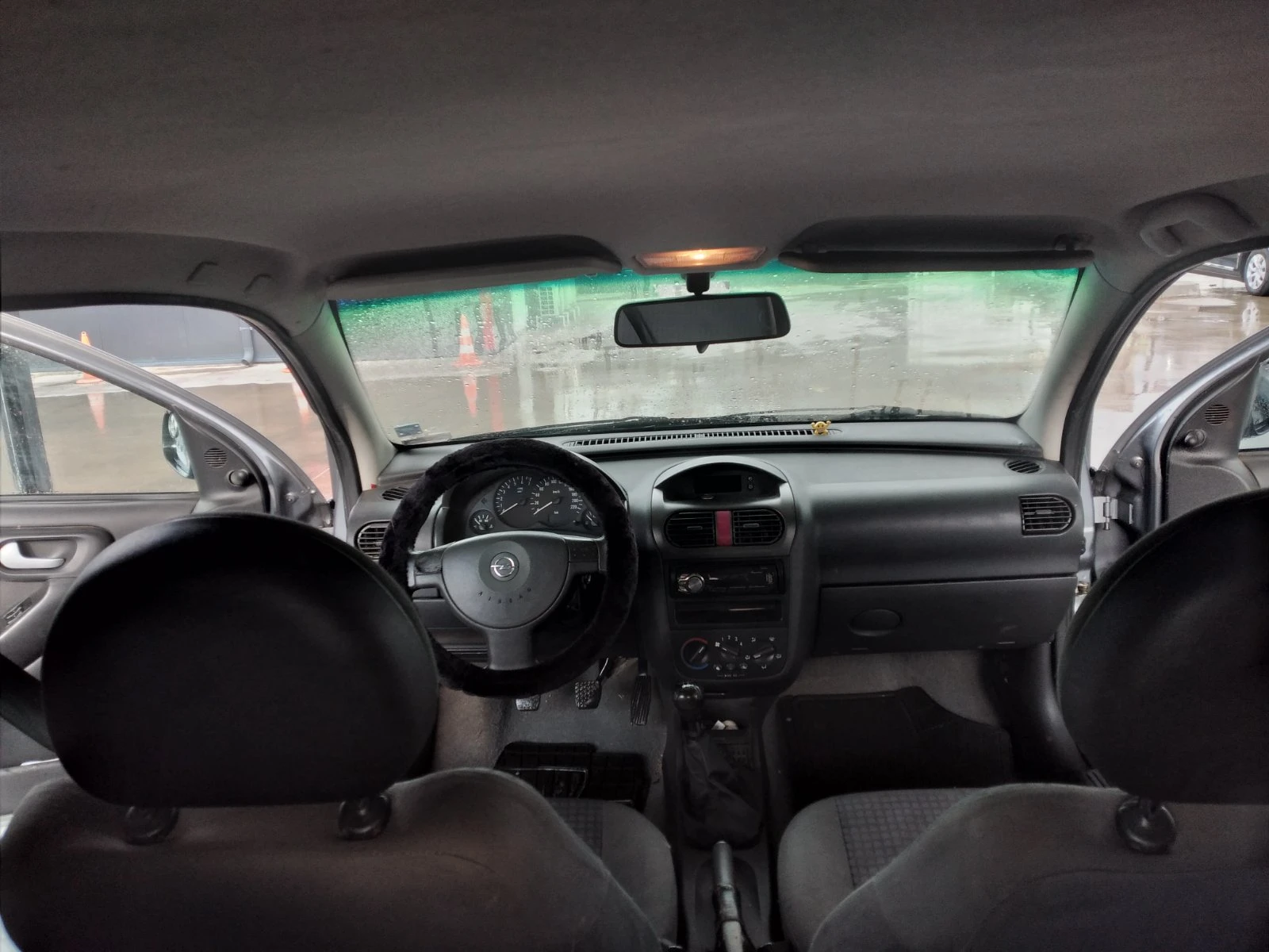 Opel Corsa 1.2 - изображение 9