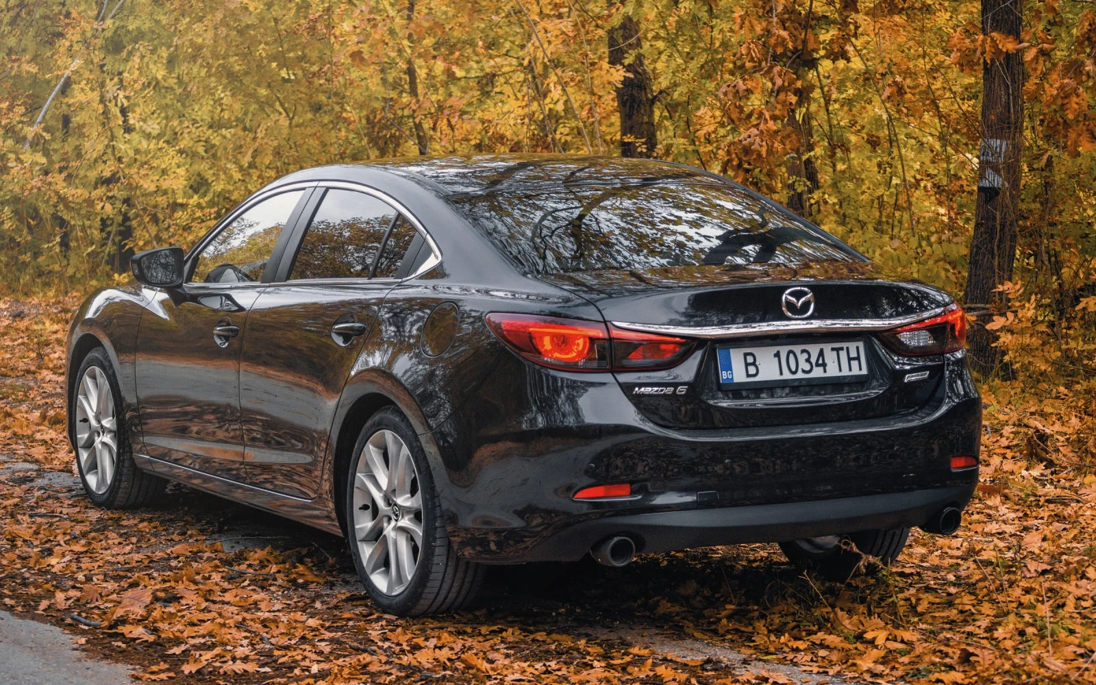 Mazda 6 2.2 D - изображение 2