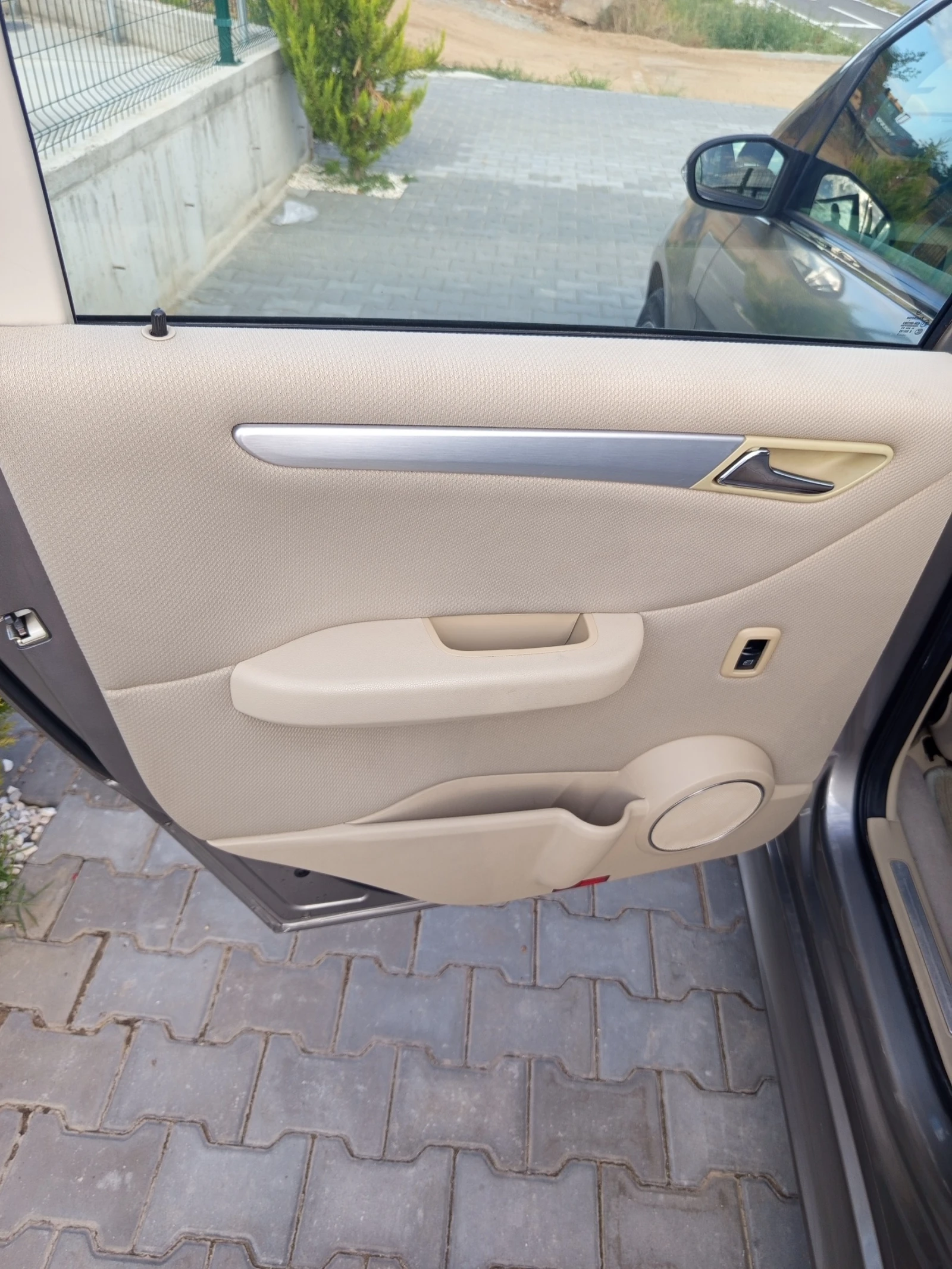 Mercedes-Benz B 200 | Mobile.bg � ����������� 15