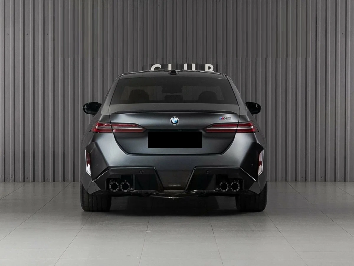 BMW M5 Carbon Ceramic xDrive AHK Ultimate - изображение 2