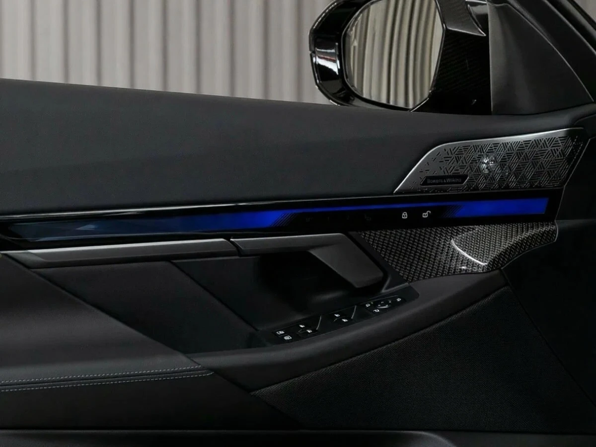BMW M5 Carbon Ceramic xDrive AHK Ultimate - изображение 9