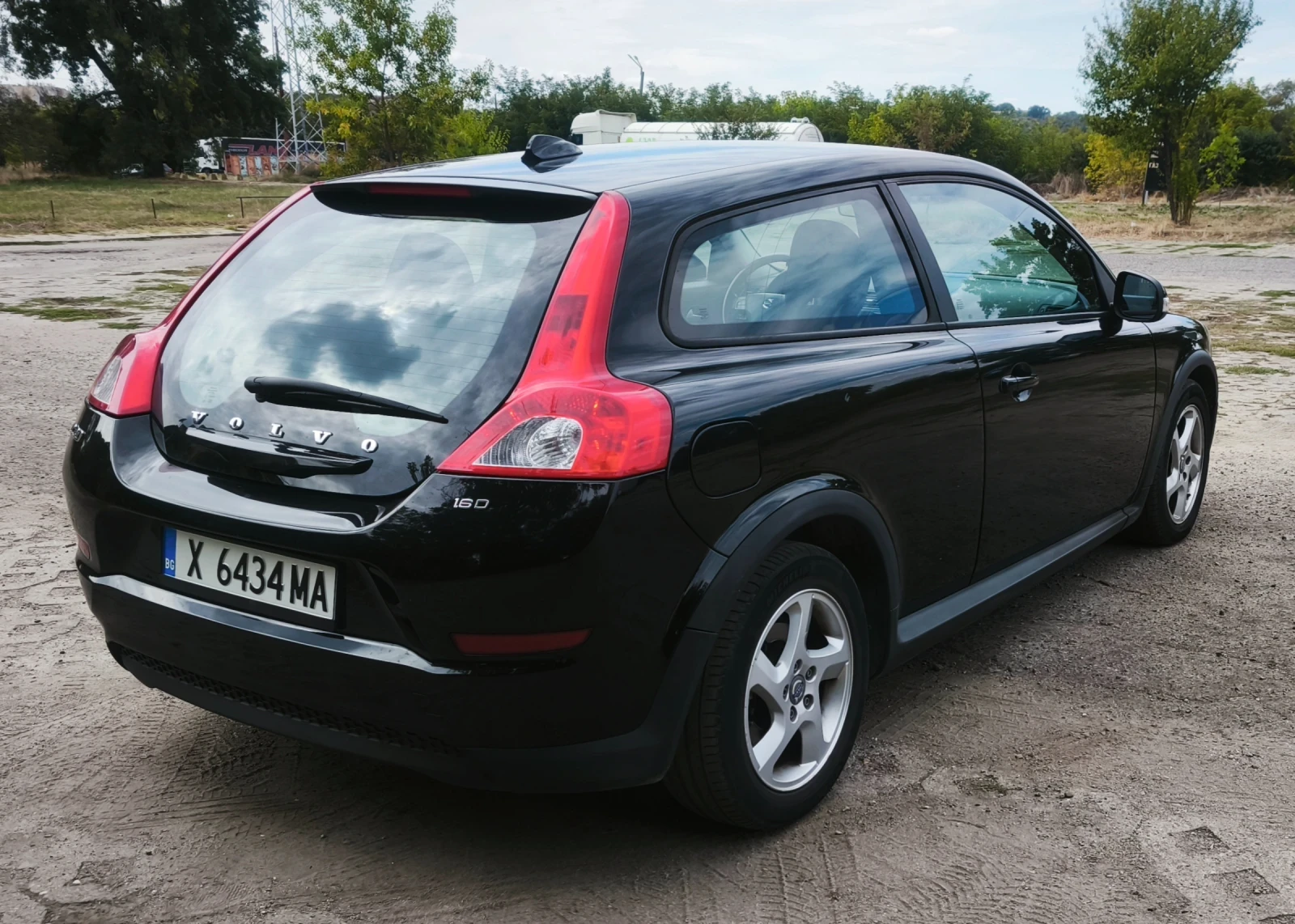 Volvo C30 1.6d 115к.с - изображение 6