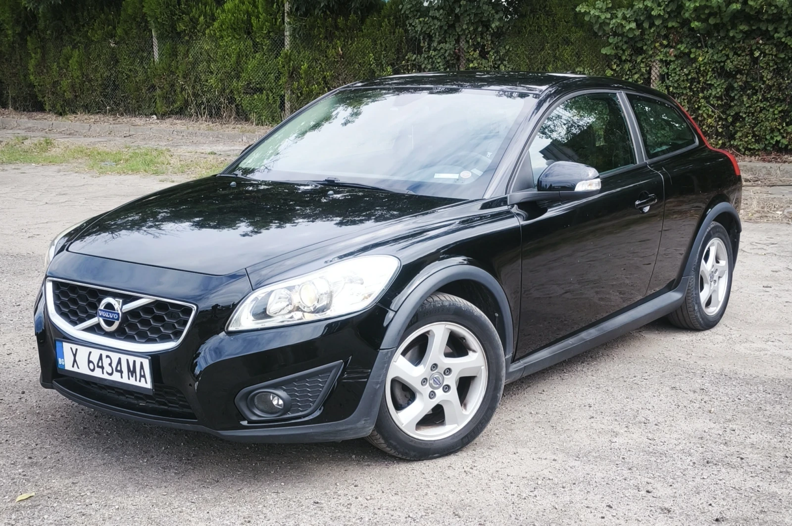 Volvo C30 1.6d 115к.с | Mobile.bg — изображение 1