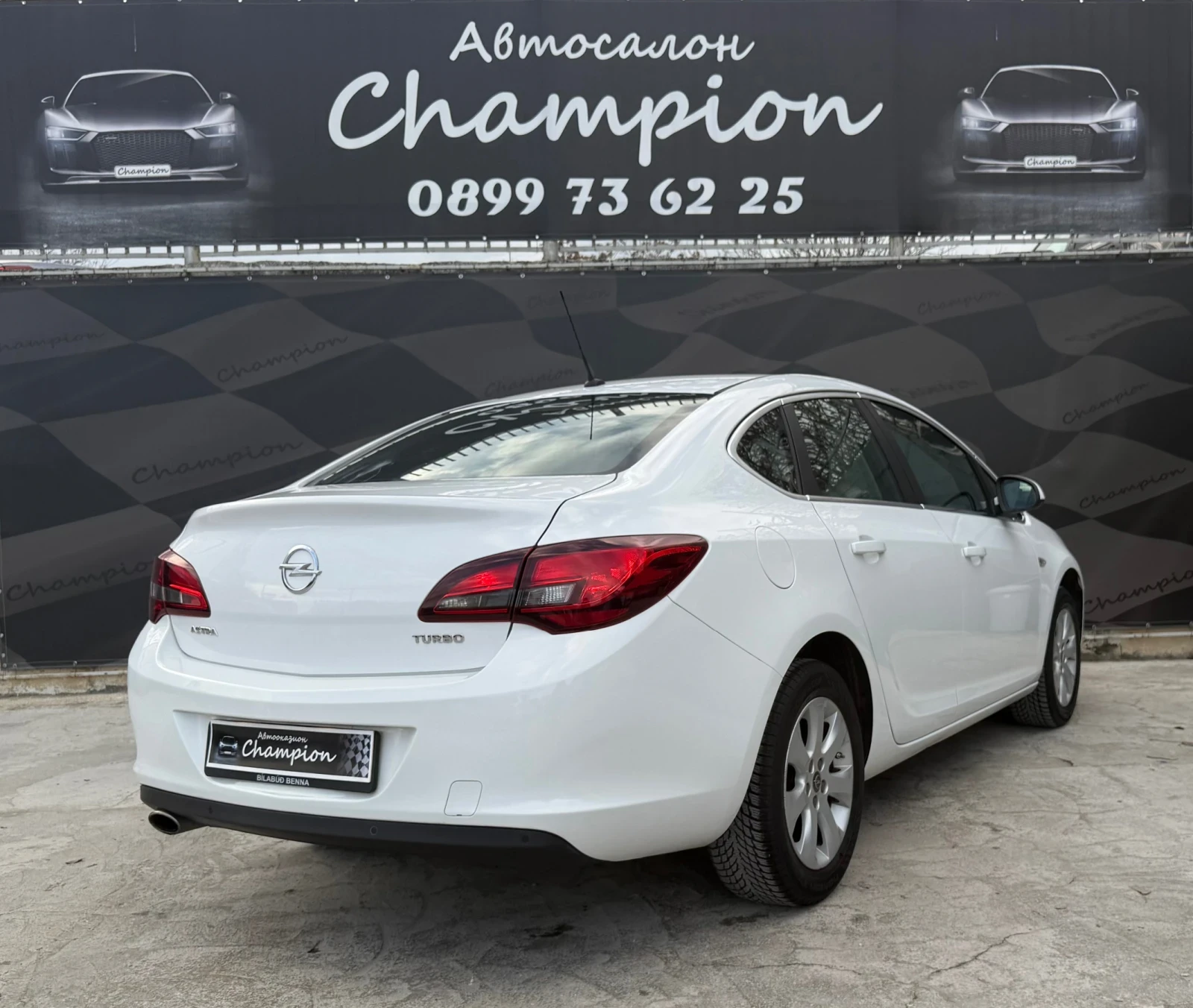 Opel Astra 1.4 turbo - изображение 4