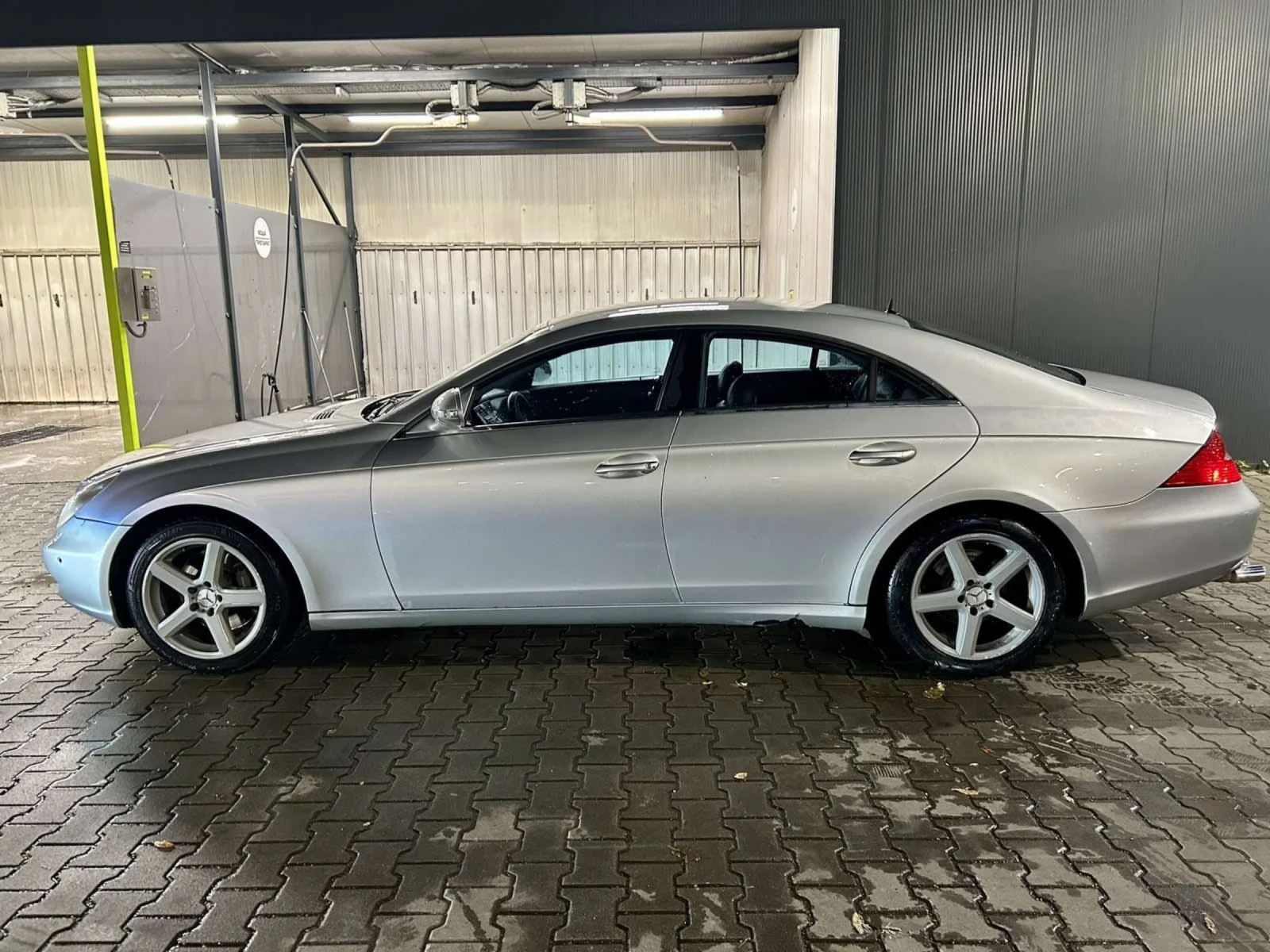 Mercedes-Benz CLS 350  - изображение 3