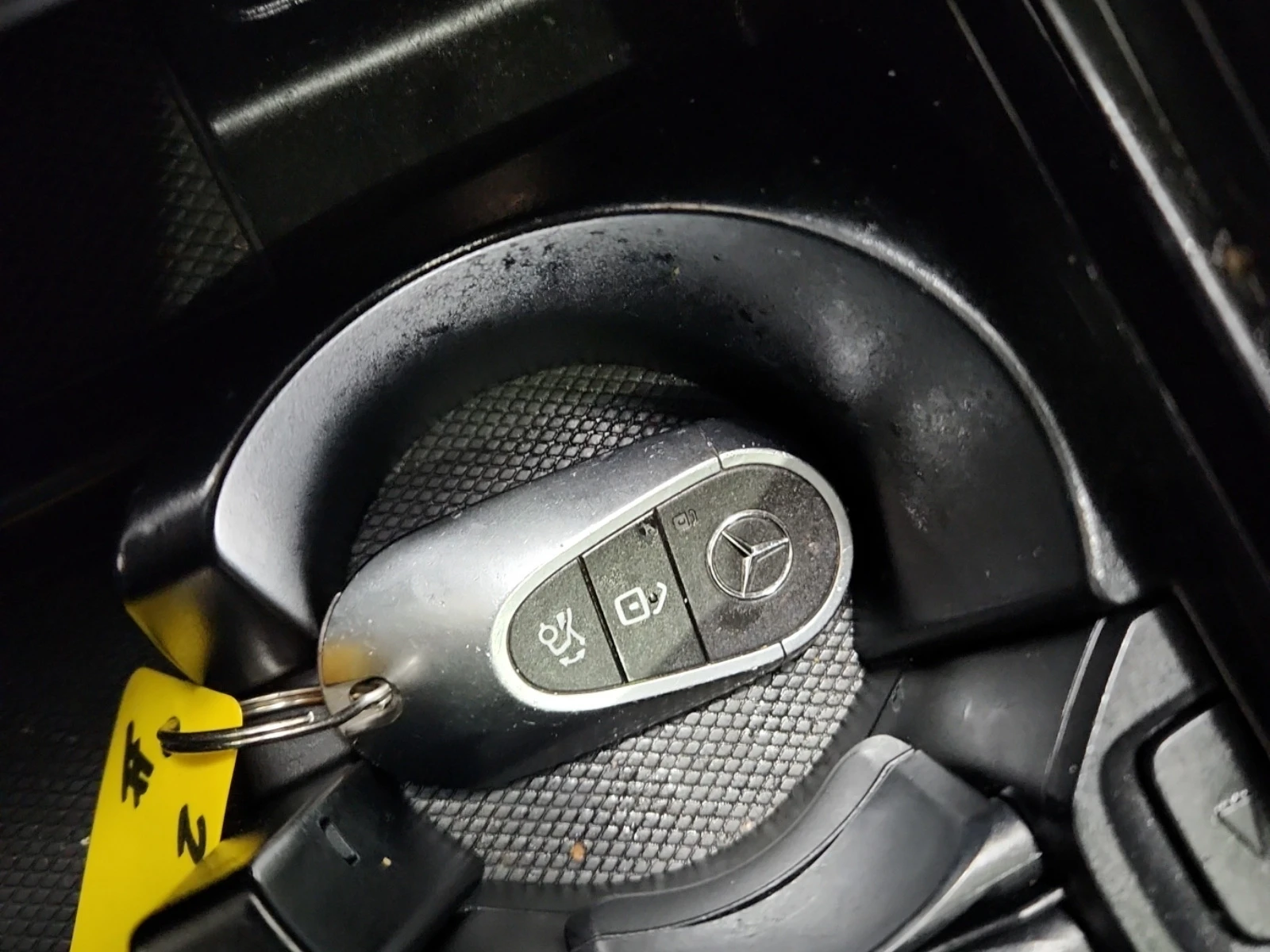 Mercedes-Benz C 300 * * CARFAX * * ���� ������ * *  | Mobile.bg � ����������� 14