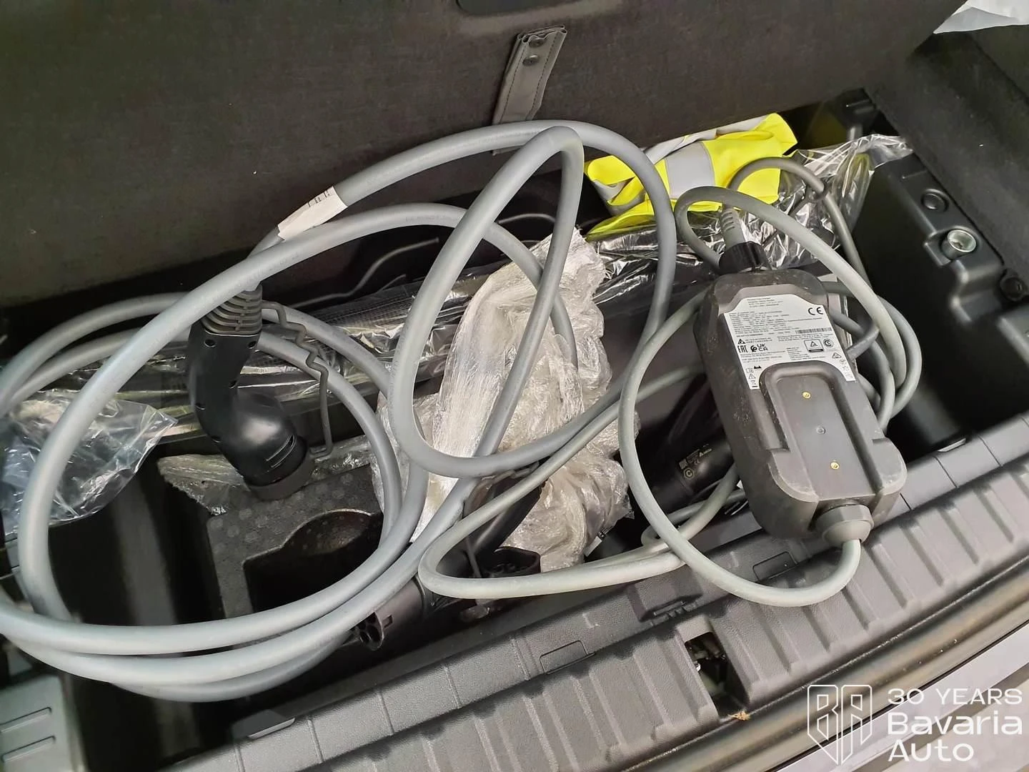 BMW iX 50 xDrive Sport, снимка 13 - Автомобили и джипове - 53917159