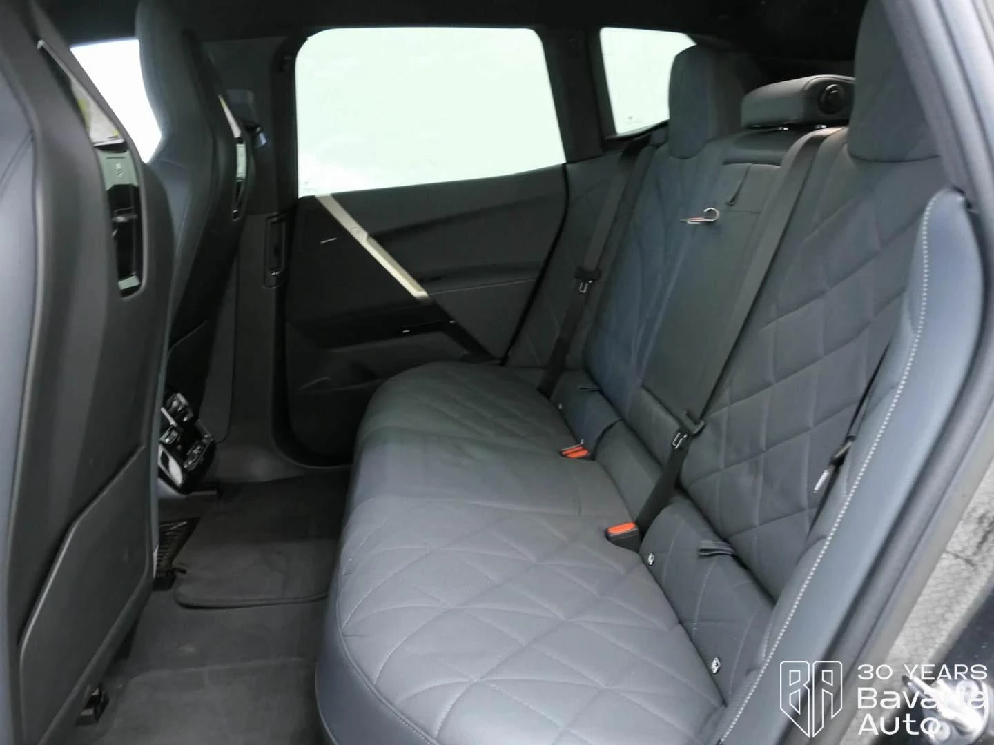 BMW iX 50 xDrive Sport, снимка 8 - Автомобили и джипове - 53917159