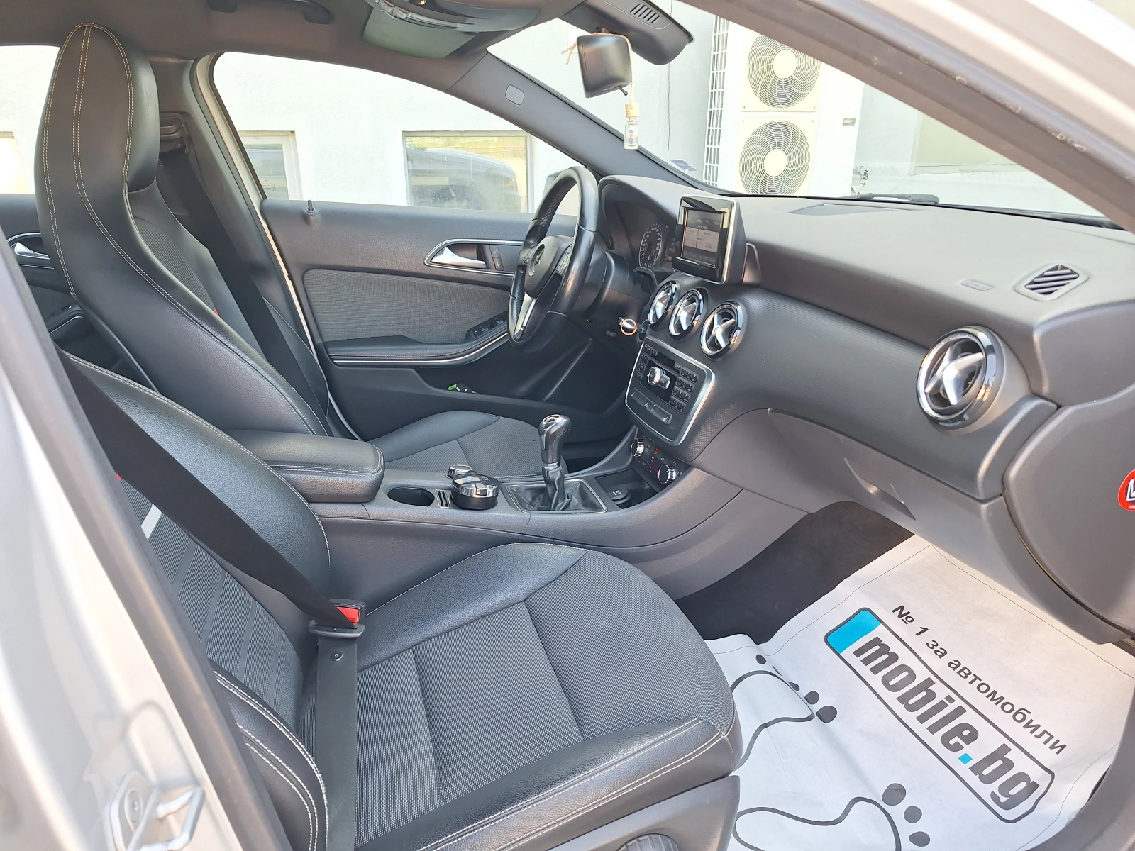 Mercedes-Benz A 180 1.5d 110kc, снимка 10 - Автомобили и джипове - 54312574