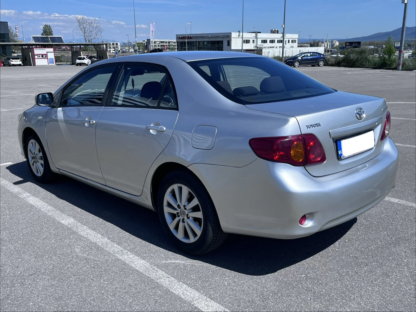 Toyota Corolla 2.0 D4D 126 k.c., снимка 6 - Автомобили и джипове - 54320316