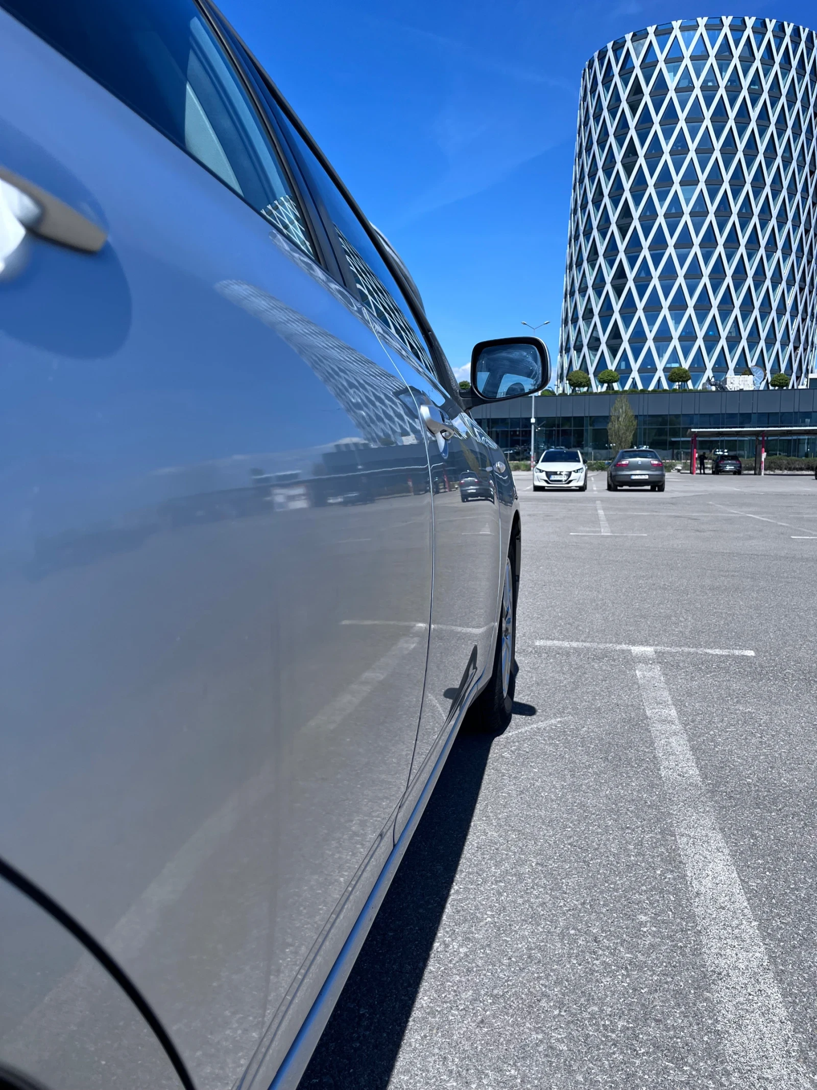 Toyota Corolla 2.0 D4D 126 k.c., снимка 15 - Автомобили и джипове - 54320316