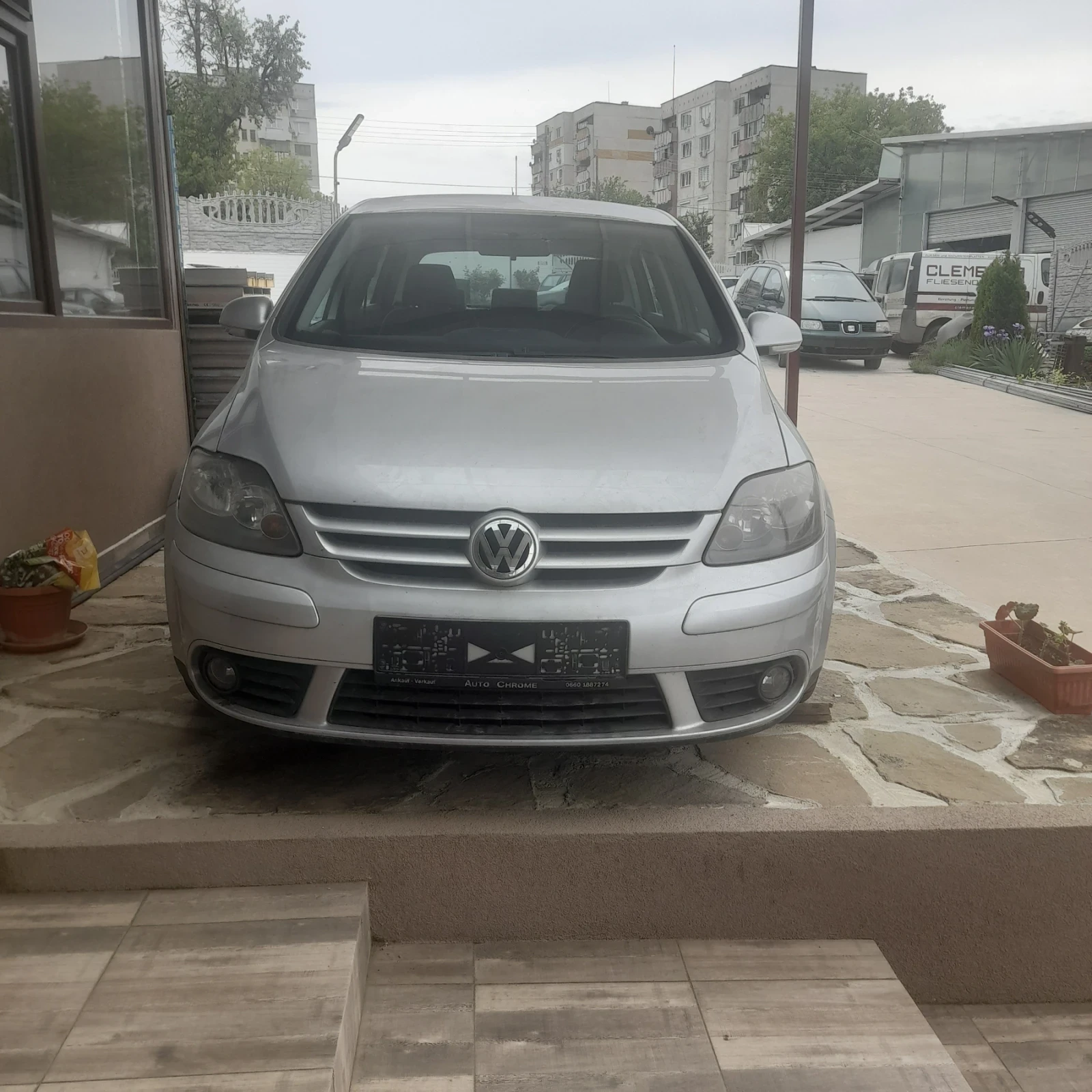 VW Golf Plus 1.9 TDI, снимка 3 - Автомобили и джипове - 54481242