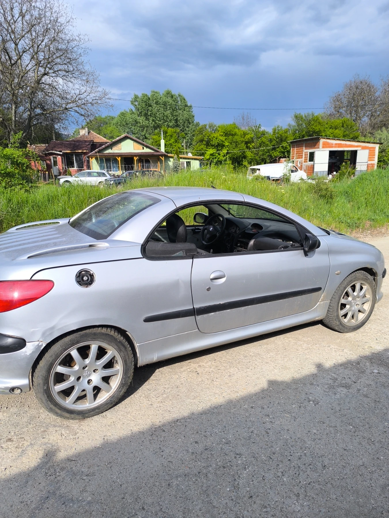 Peugeot 206 2.0 бензин 