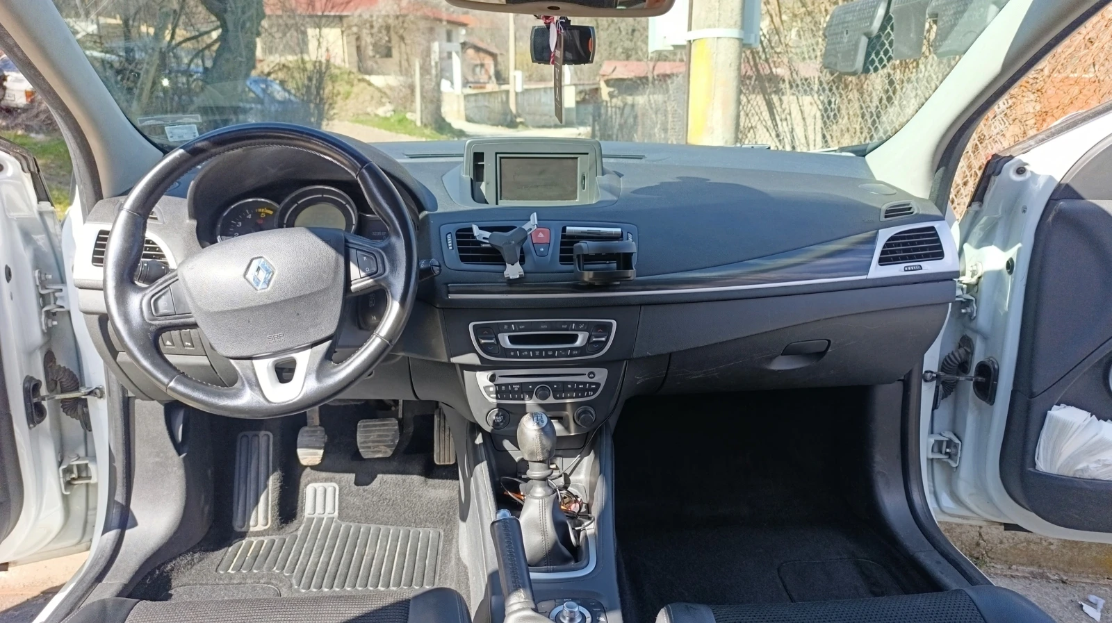 Renault Megane, снимка 14 - Автомобили и джипове - 54906167