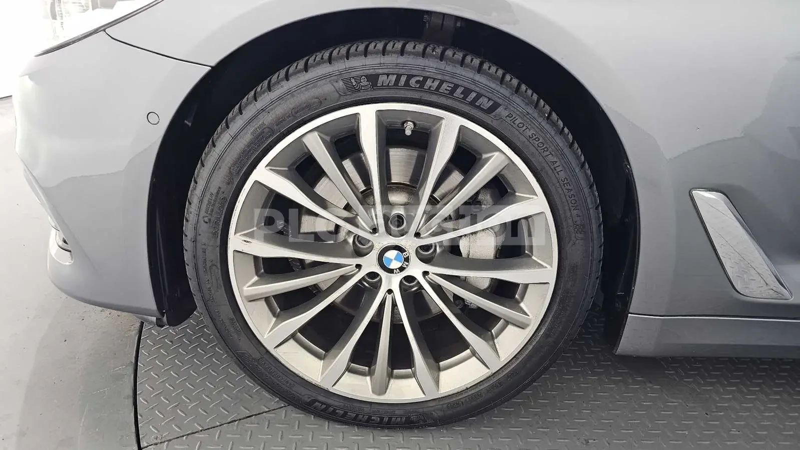 BMW 540 i xDrive| 360| B&W| HEAD-UP| ОБДУХ| ВКЛ.ТЕХНОТЕСТ, снимка 17 - Автомобили и джипове - 55008191