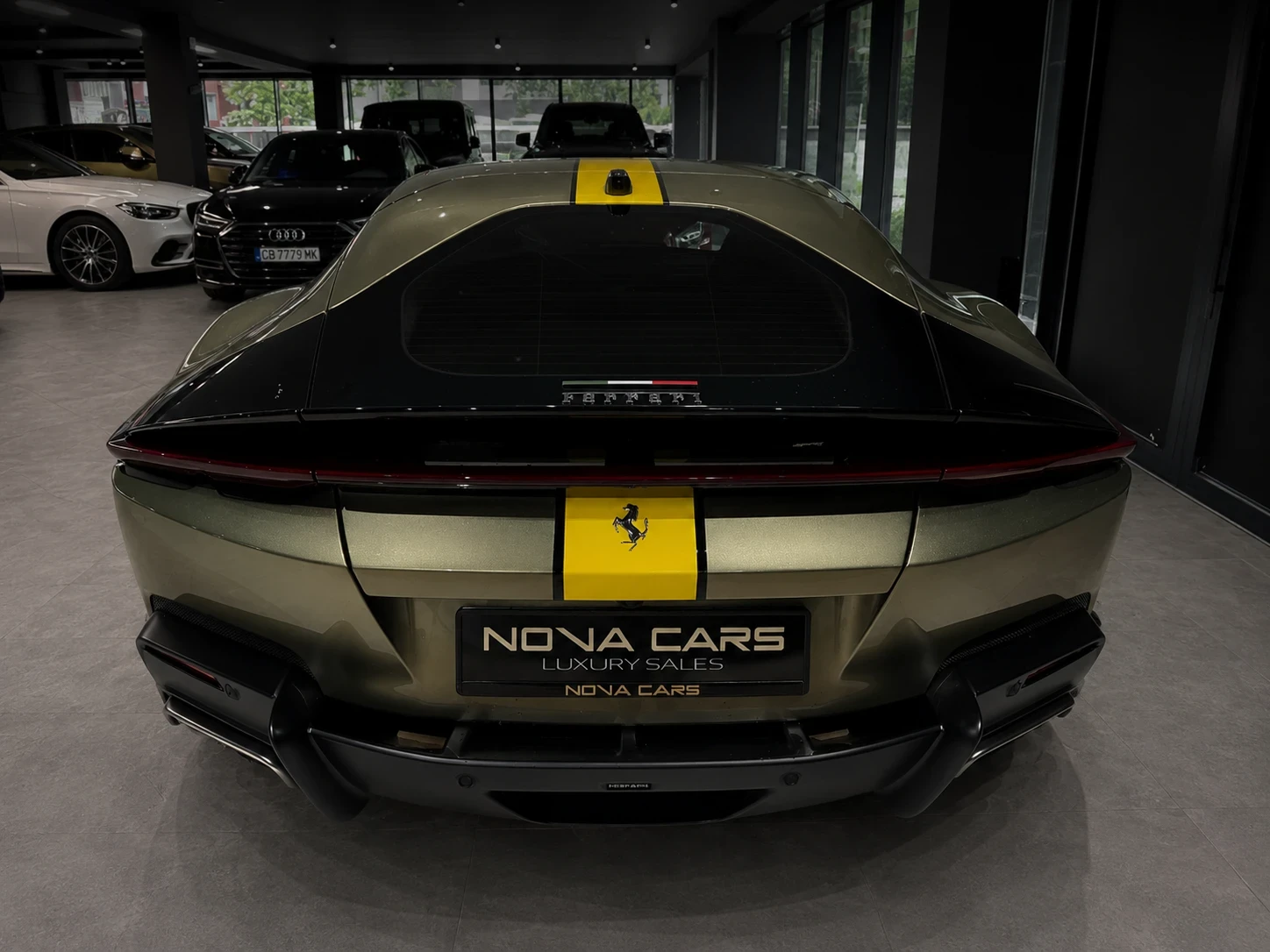 Ferrari 12 Cilindri, снимка 4 - Автомобили и джипове - 55044744