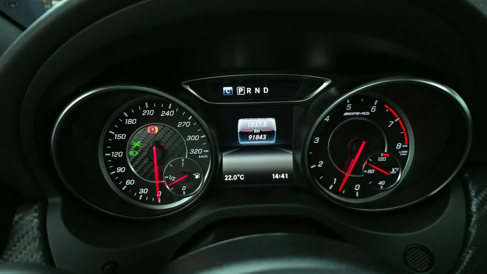 Mercedes-Benz A45 AMG 4MATIC| NAPPA| CARBON| ПОДГРЕВ| ЧЕРВЕН КОЛАН, снимка 9 - Автомобили и джипове - 55051054