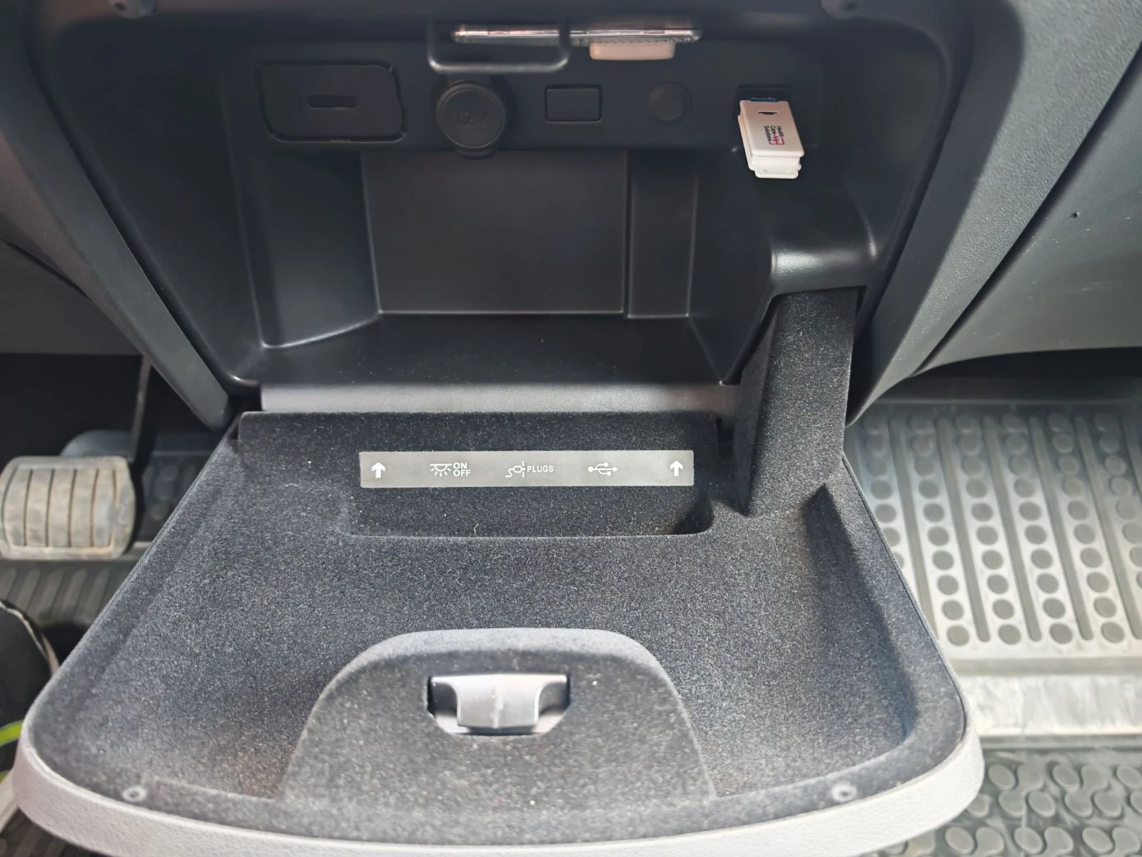 Citroen Grand C4 Picasso 2.0 , снимка 11 - Автомобили и джипове - 55234294