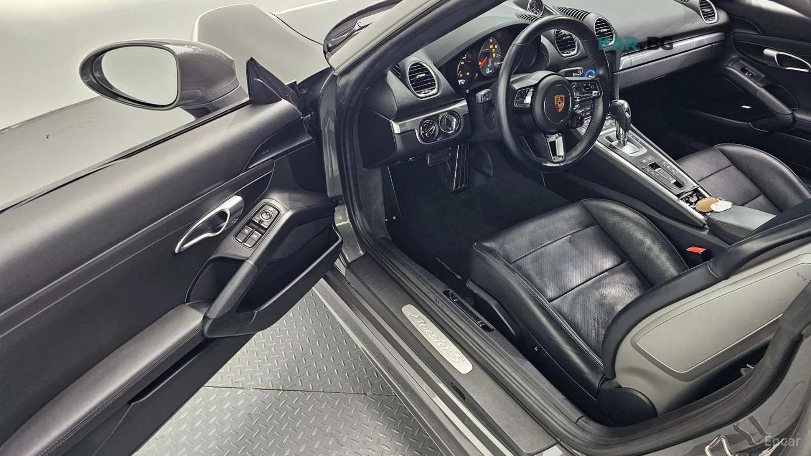 Porsche Boxster S 2.5* КОЖА* ОБДУХВ* КАМЕРА, снимка 9 - Автомобили и джипове - 55321936