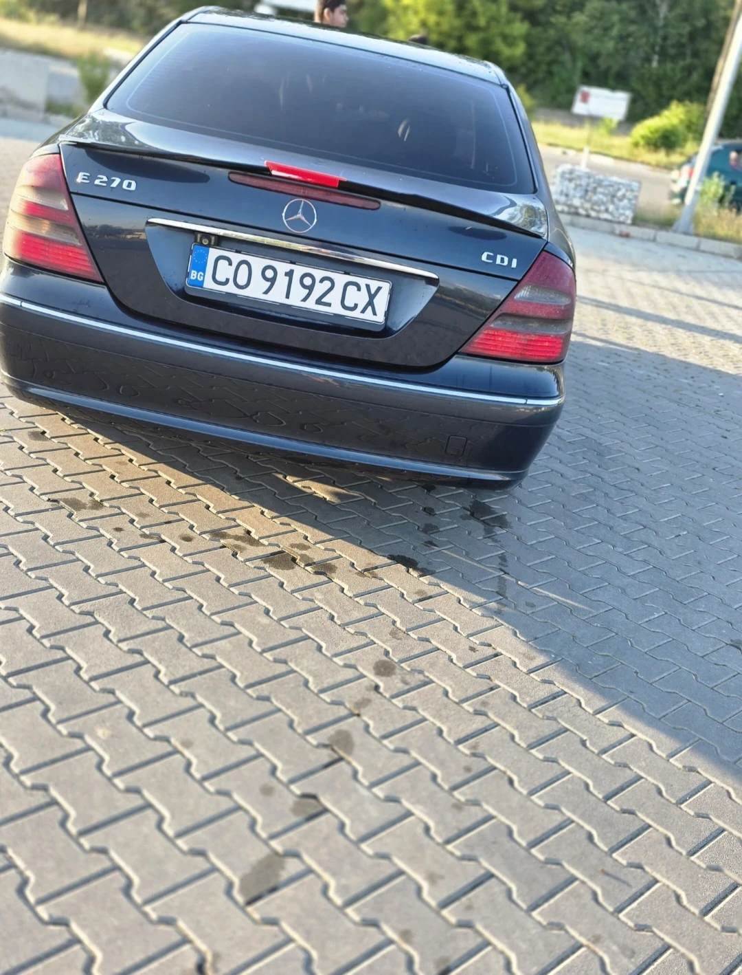 Mercedes-Benz E 270, снимка 5 - Автомобили и джипове - 55466078