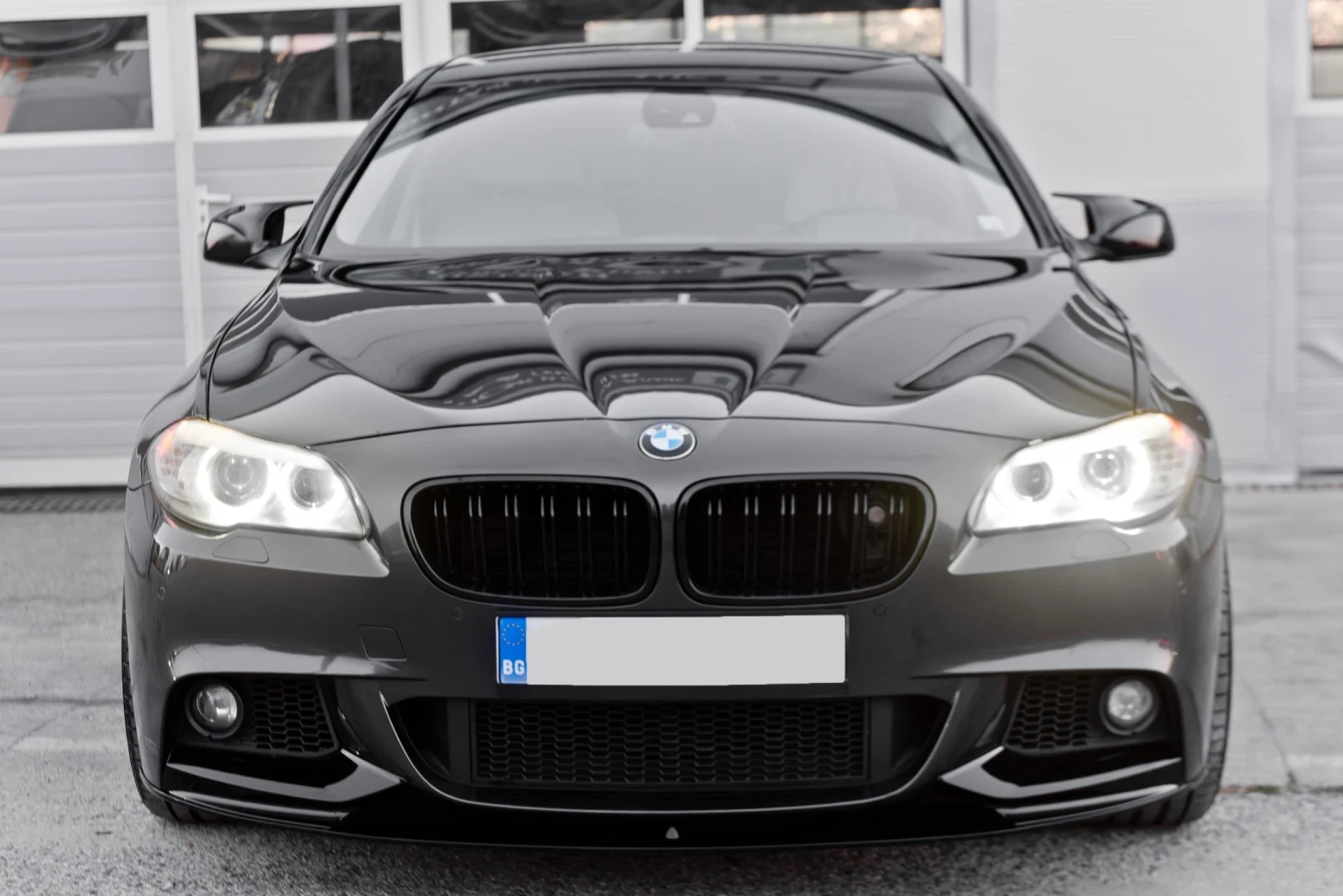BMW 530 * M-pack* HUD* NightVision, снимка 8 - Автомобили и джипове - 55486197