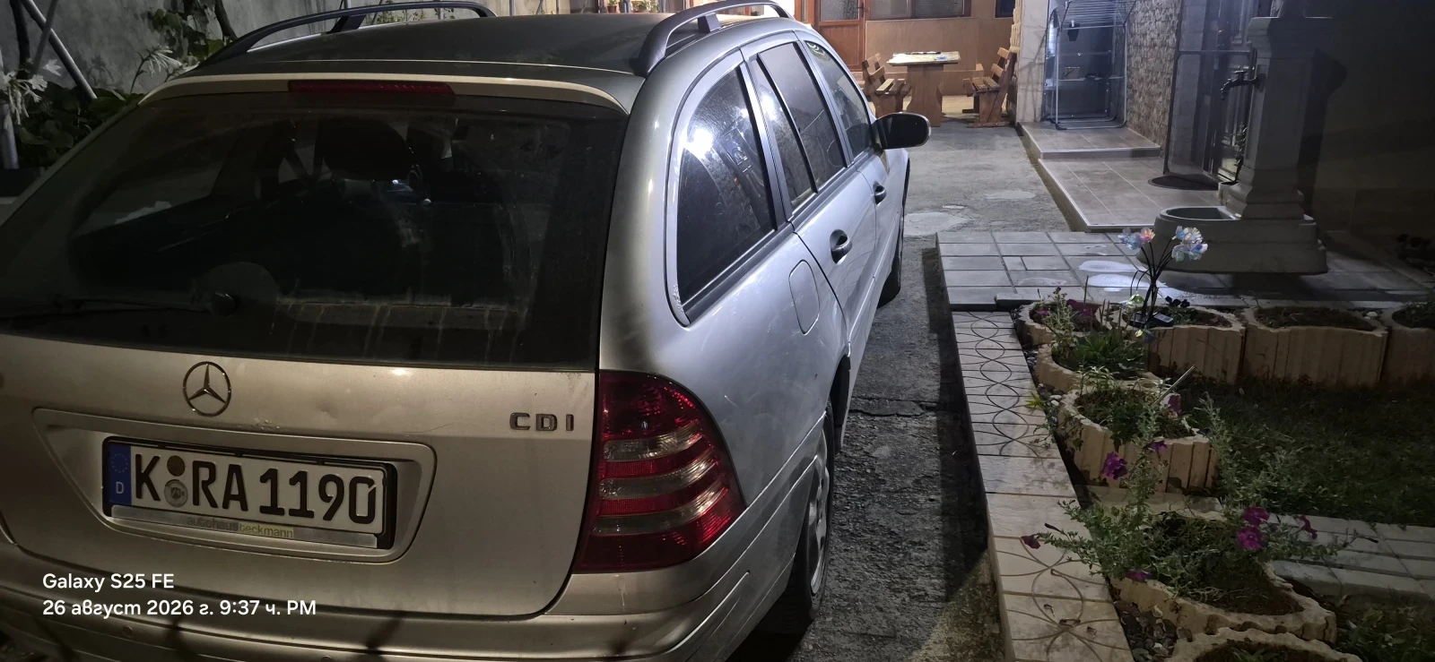 Mercedes-Benz C 220, снимка 3 - Автомобили и джипове - 55827007