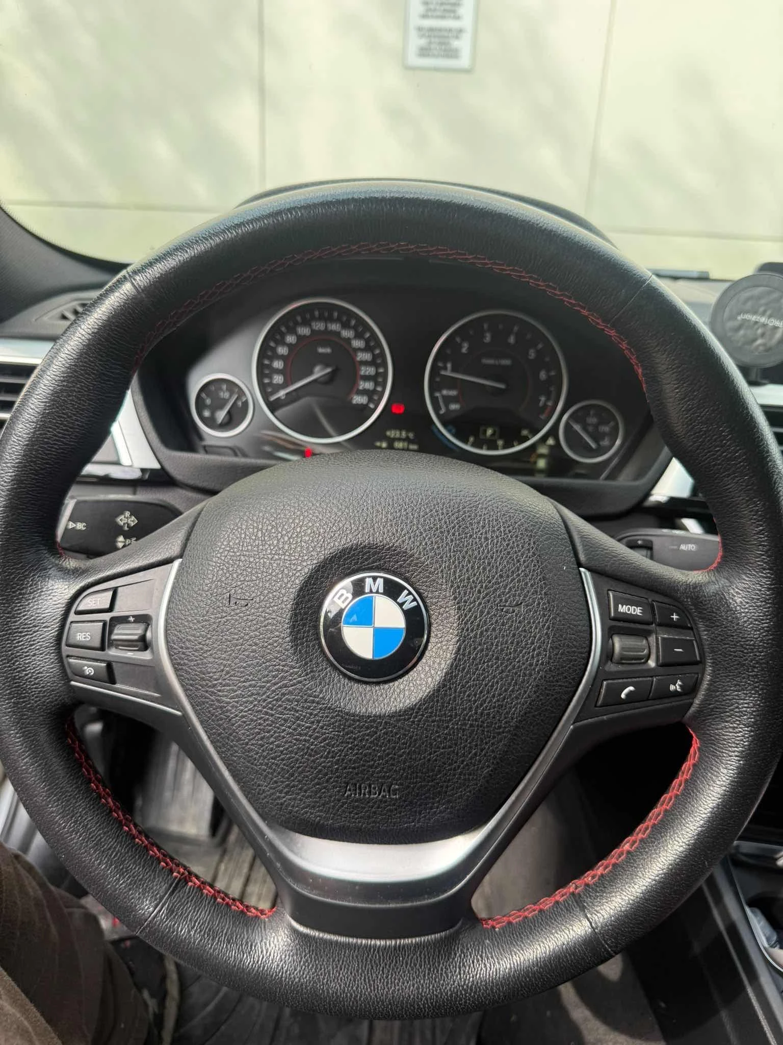 BMW 330 * xDrive * CARFAX * БЕЗ ЗАБЕЛЕЖКА, снимка 12 - Автомобили и джипове - 56069457