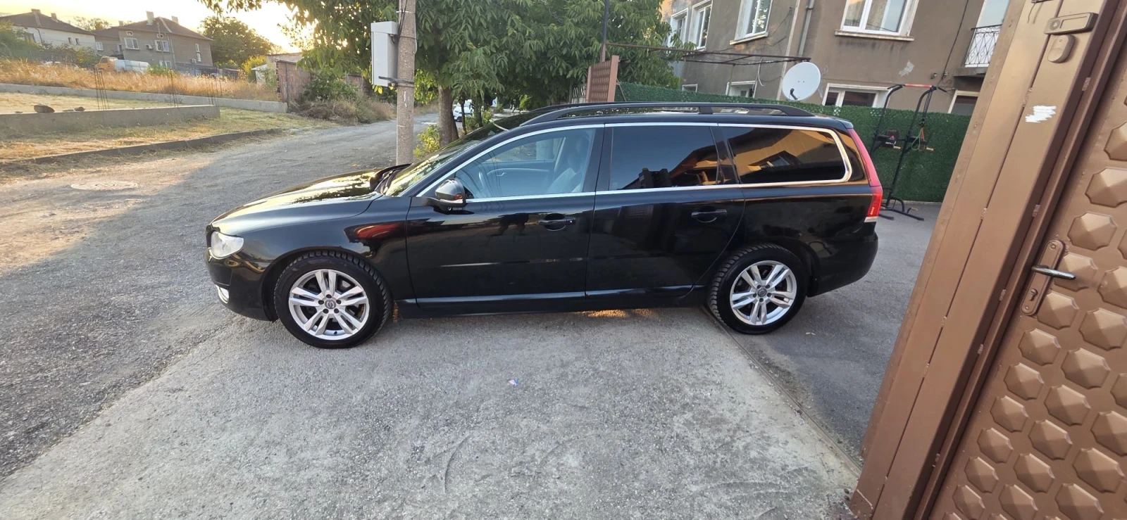 Volvo V70 2.0d4 distronik, снимка 7 - Автомобили и джипове - 56144113