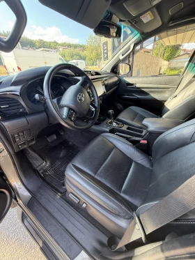 Toyota Hilux Invincible, снимка 8