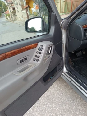 Jeep Grand cherokee 2.7 guadra draive / OVERLAND, снимка 13